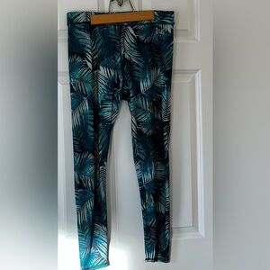 Everlast sport work out pant size L.